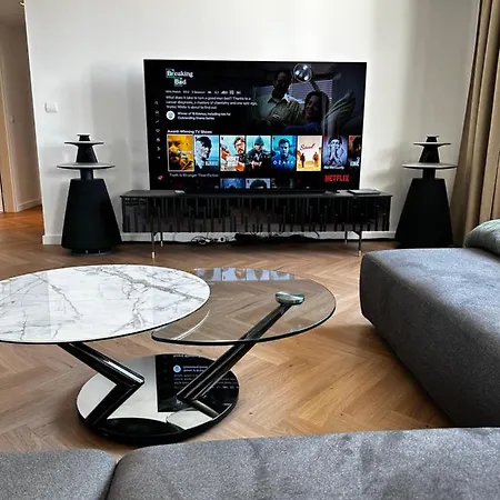 Luxury Penthouse At The Historical Centre With Free Parking *