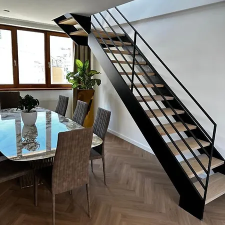 Luxury Penthouse At The Historical Centre With Free Parking Bratislava