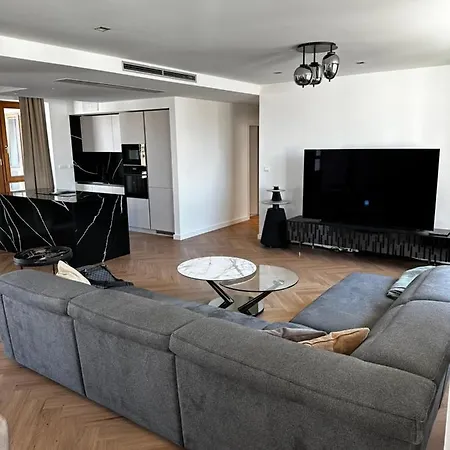 Luxury Penthouse At The Historical Centre With Free Parking * Bratislava