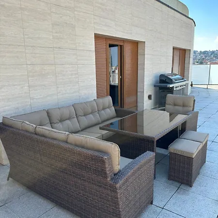 Luxury Penthouse At The Historical Centre With Free Parking Apartment